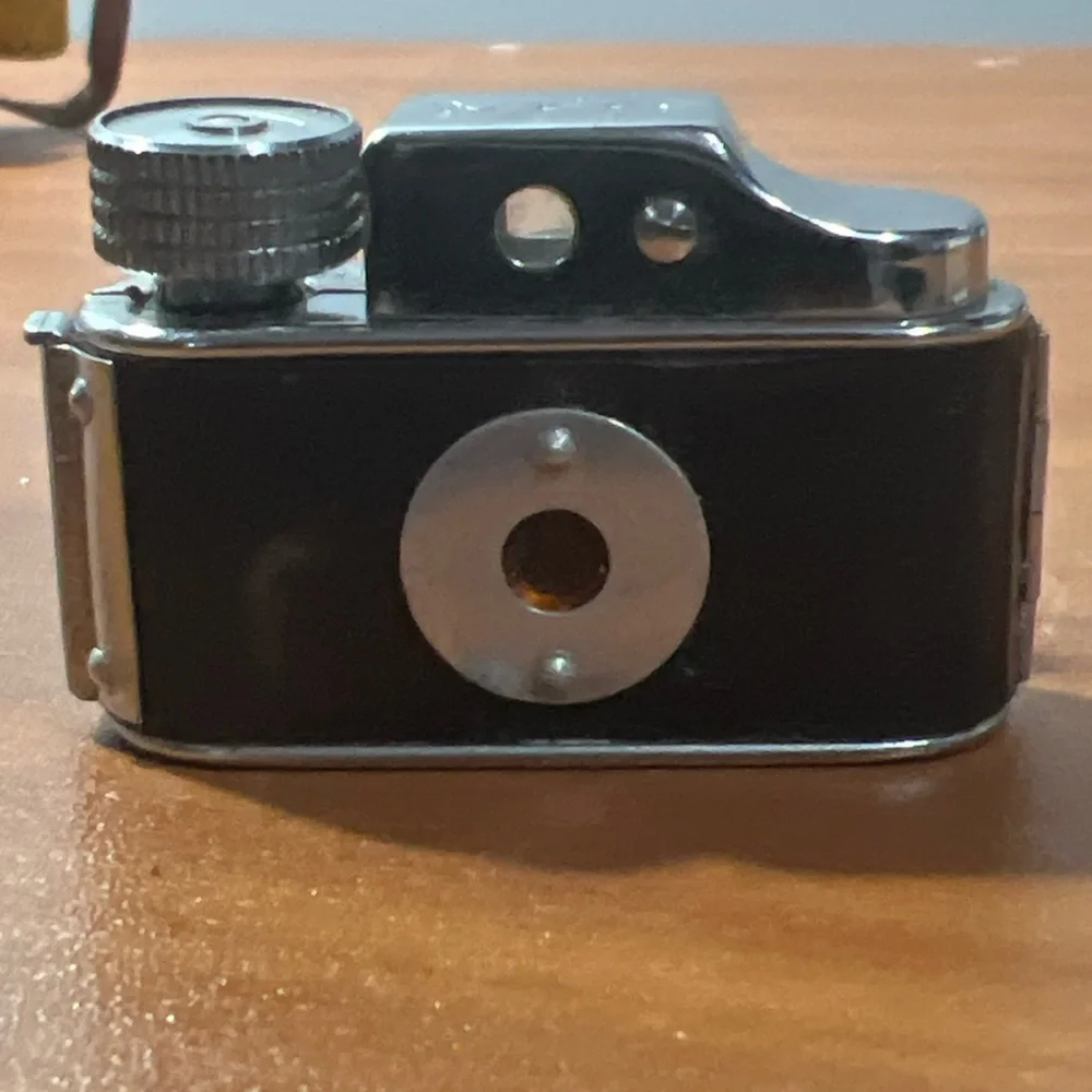 Vintage Japanese “Hit “Type Subminiature Camera Yellow Leather Case 1950s 1960s
